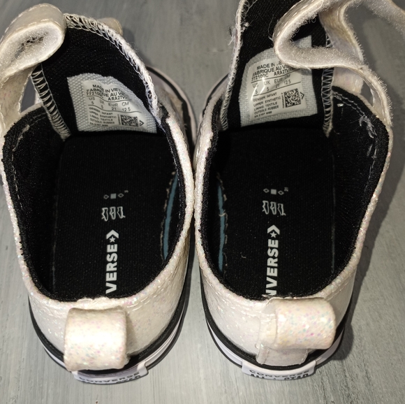 Converse Chuck Taylor All Star 2V Winter Glitter Sneakers Baby Girls Size 5 - Picture 8 of 14